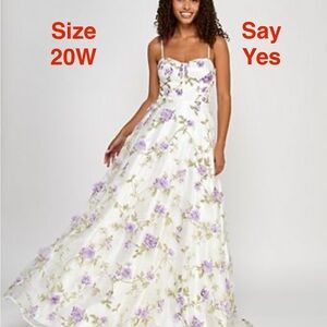 Say Yes to The Dress by TLC 3D Floral White and Purple Dress (22” pit to pit)